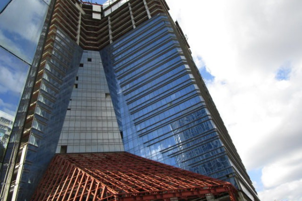 Укрексімбанк реалізує боргові зобов’язання  незавершеного громадського центру в Києві